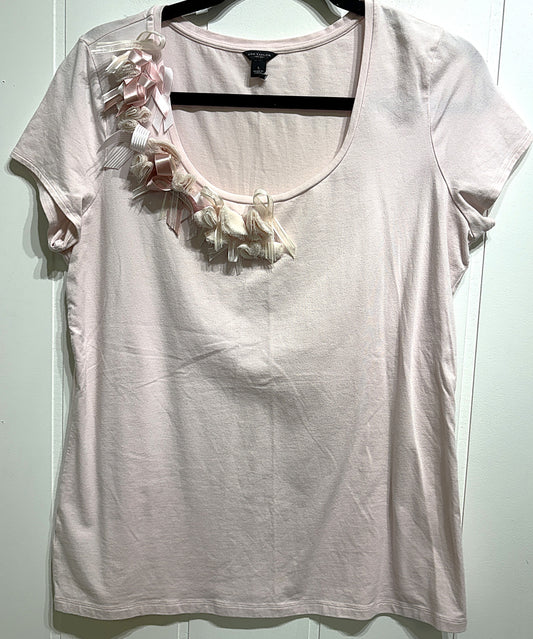 Ann Taylor Tee w/Ribbon Detail