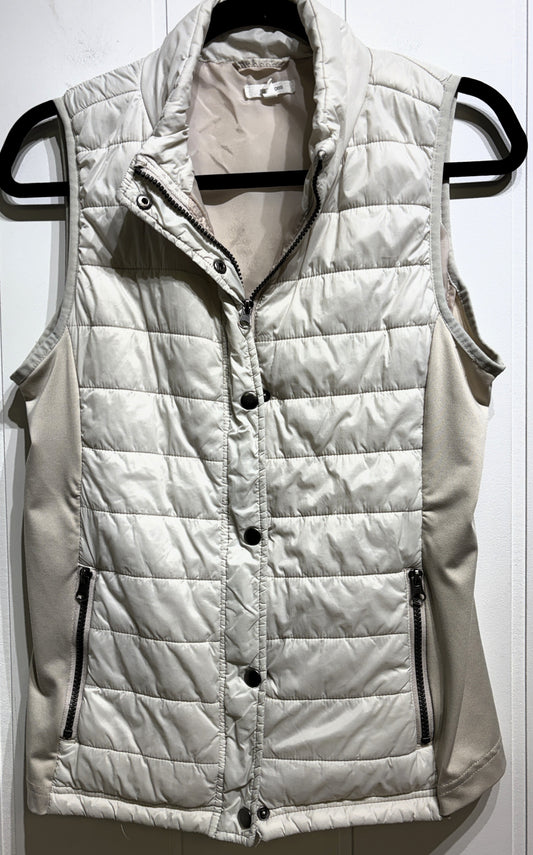 Maurices Sleeveless Puffer Vest