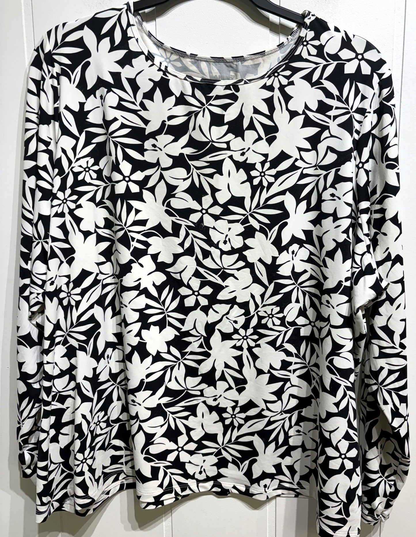 Lands'End LS Floral Top