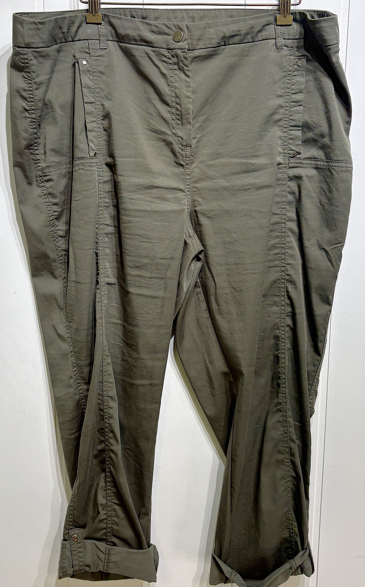 Chico's Cuffed Ankle Cargo Pants