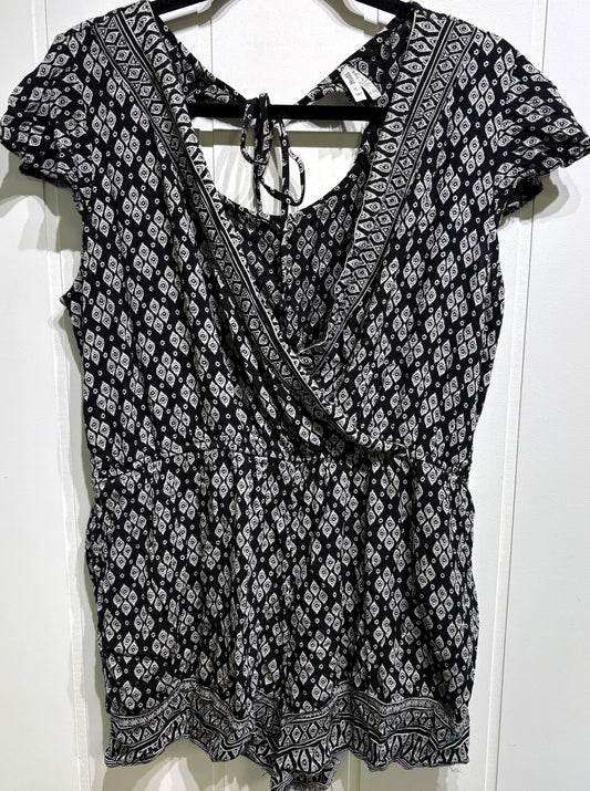 Mudd Geometric Print Romper
