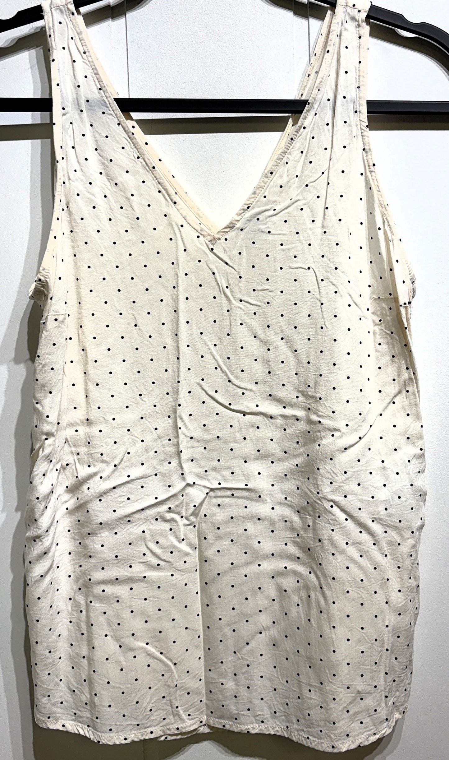 Old Navy Polka Dot V-Neck Tank Top