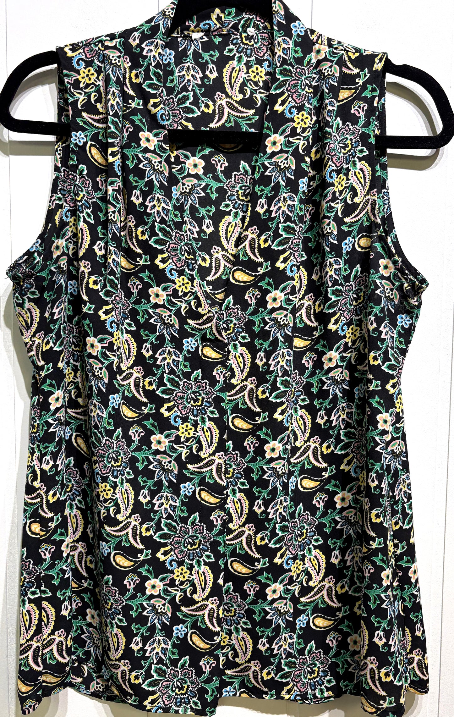Sleeveless Collard Blouses by Cabi