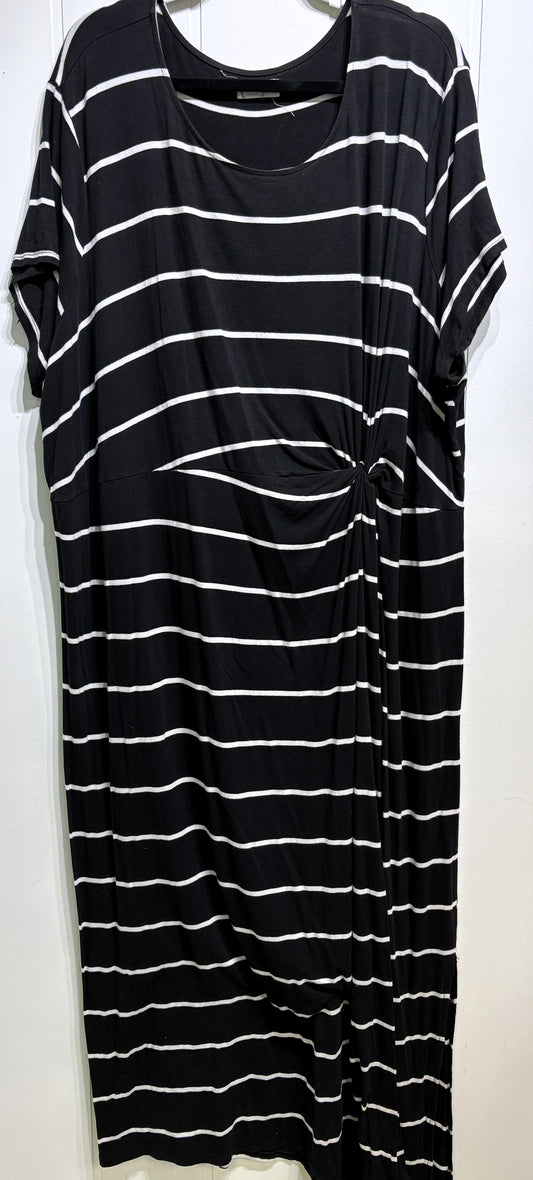 24/7 Maurices Stripe Knotted Dress