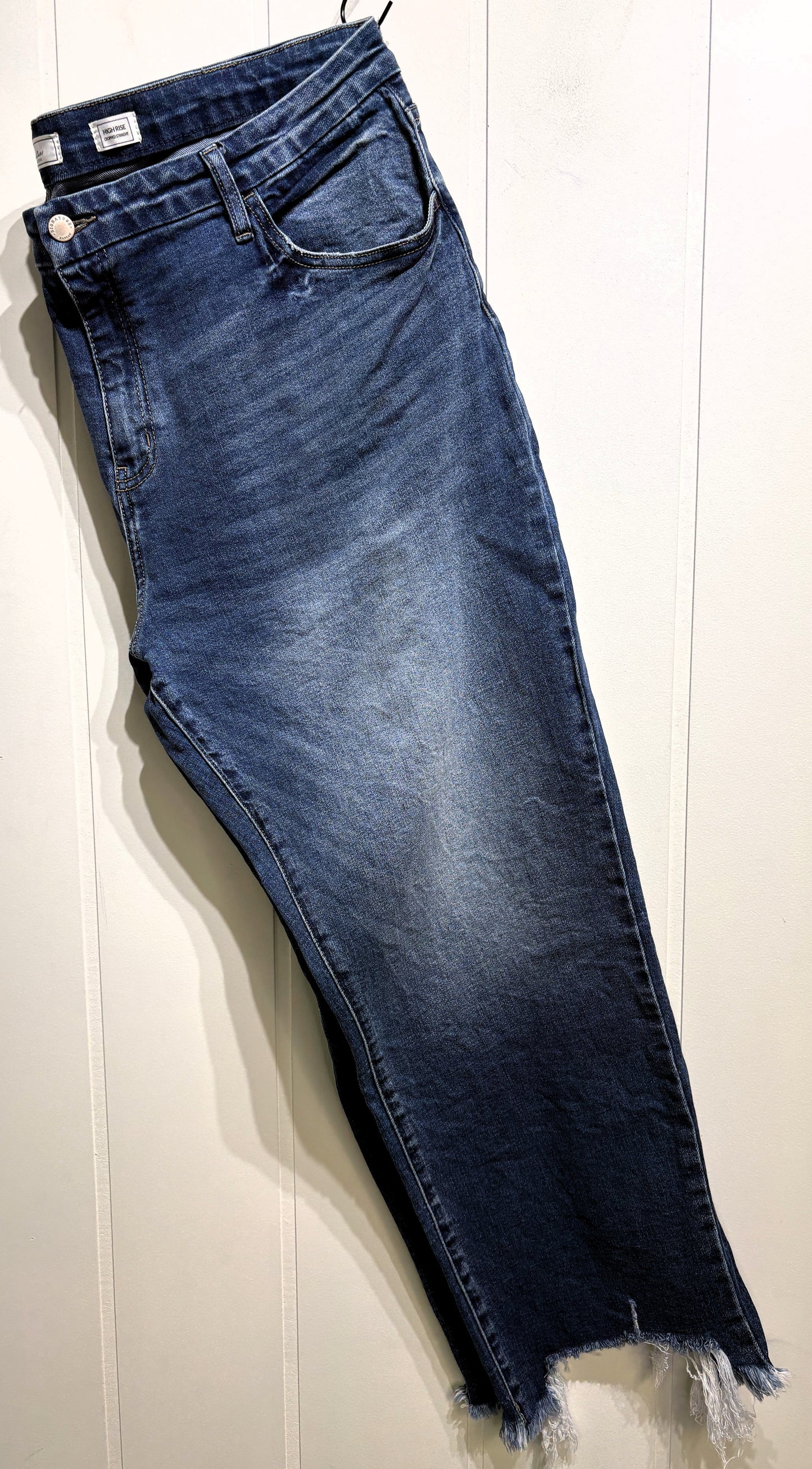 KanCan Cropped Straight Jeans