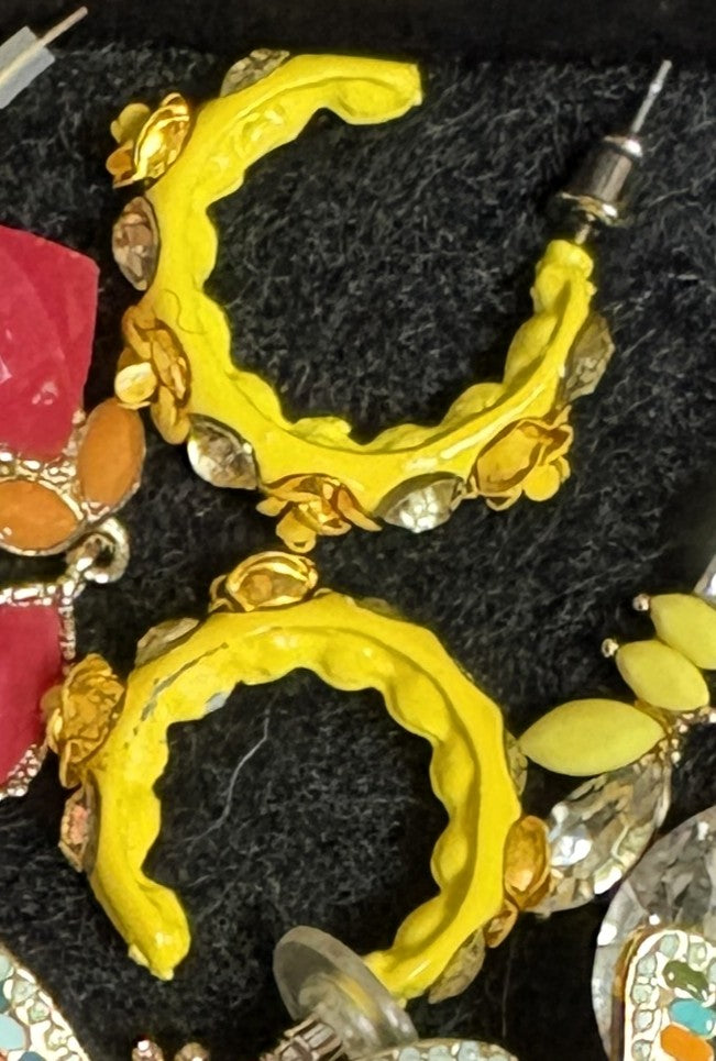 Hoop Flower Earrings w/Diamonds