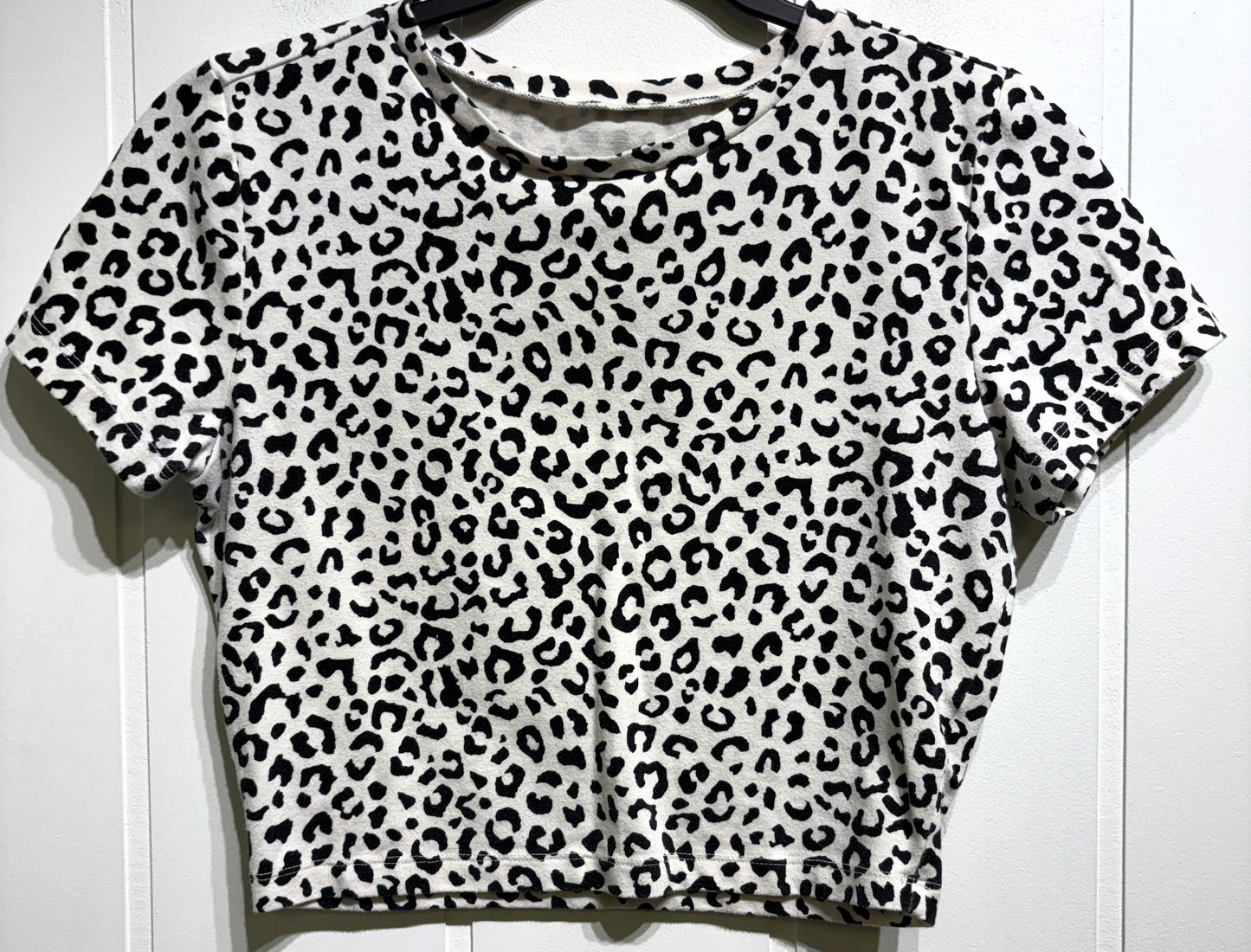 Wild Fable Cropped Cheetah Tee