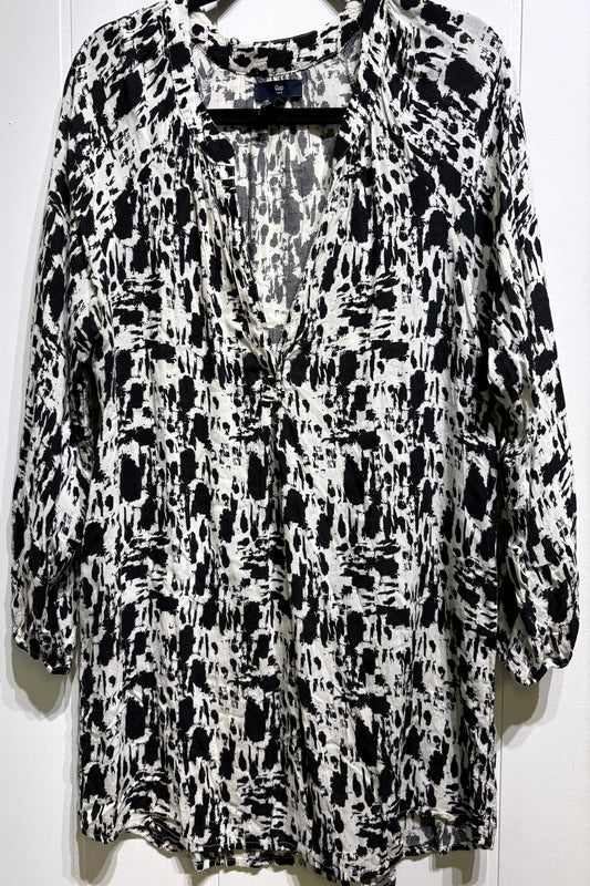 GAP Geometric Print Blouse