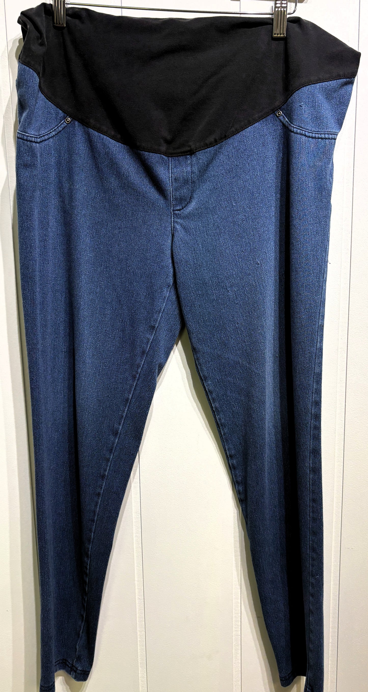 Time and Tru Maternity Jeggings