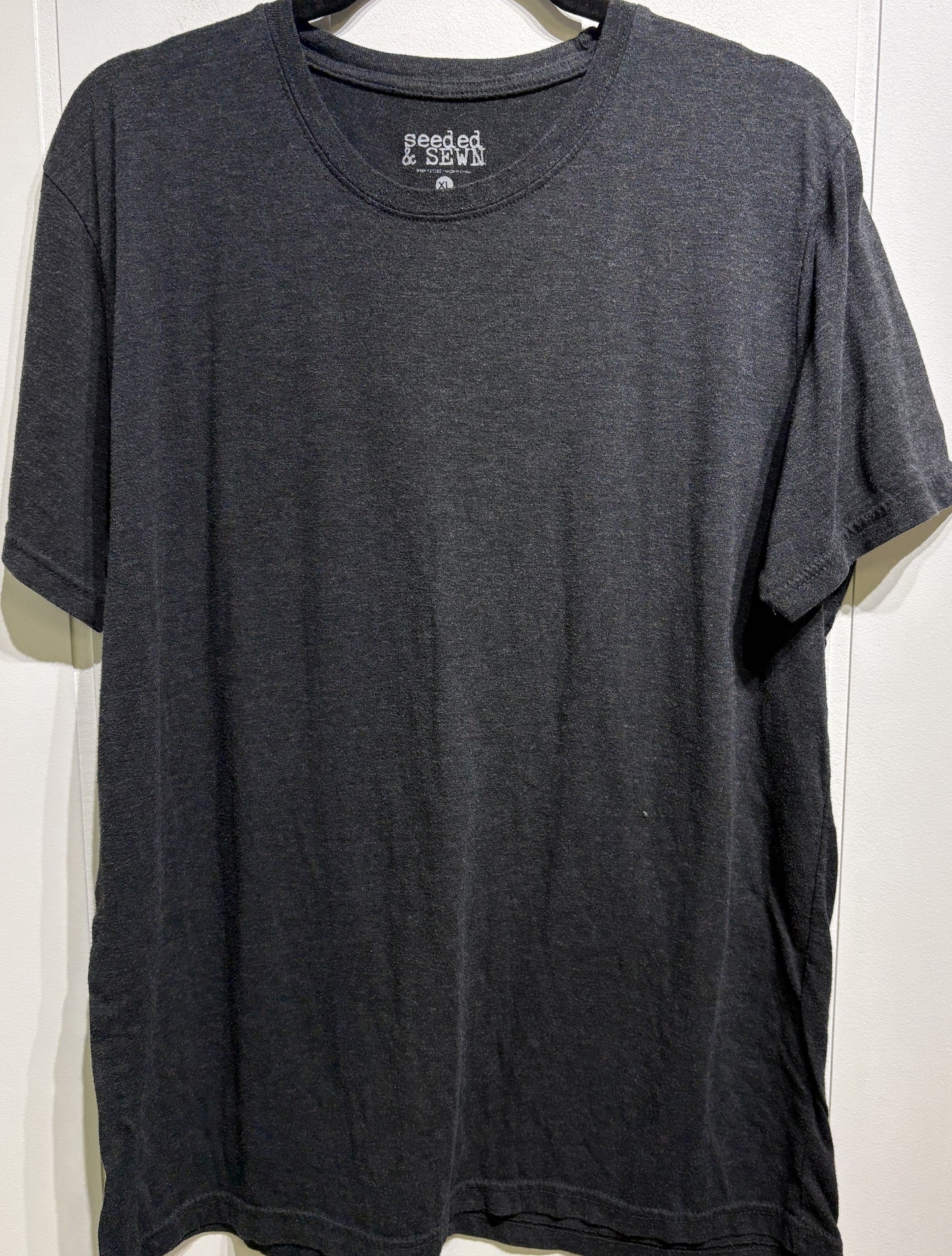 Men's Seeded & Sewn Plain Tee