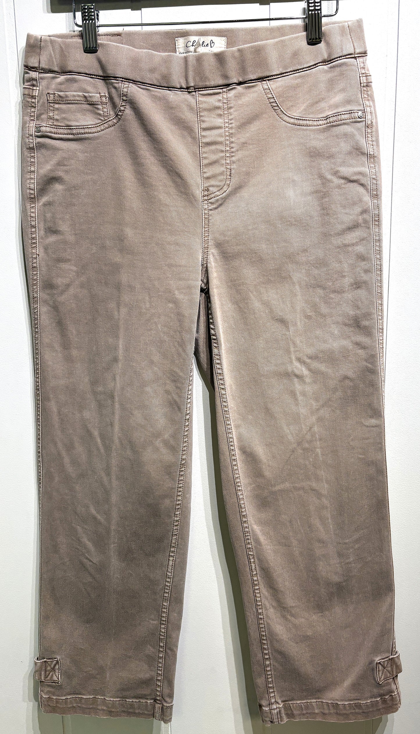 Charlie B. Pull-on Cropped Pants