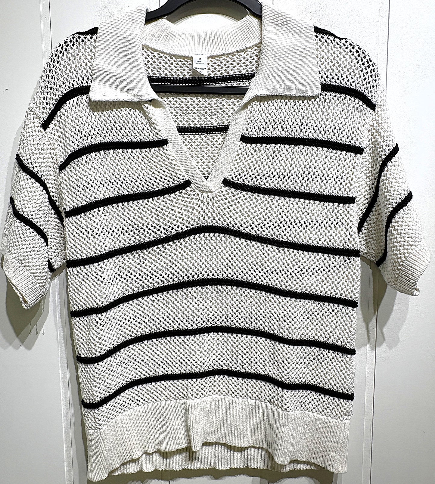 Old Navy SS Striped Crochet Top
