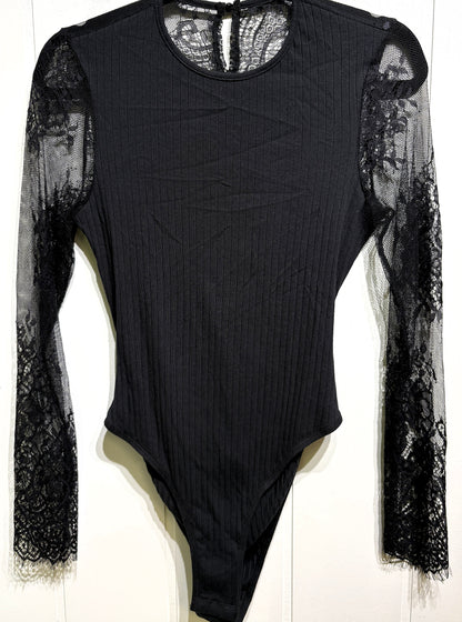 Ribbed Bodysuit w/Lace Sleeves