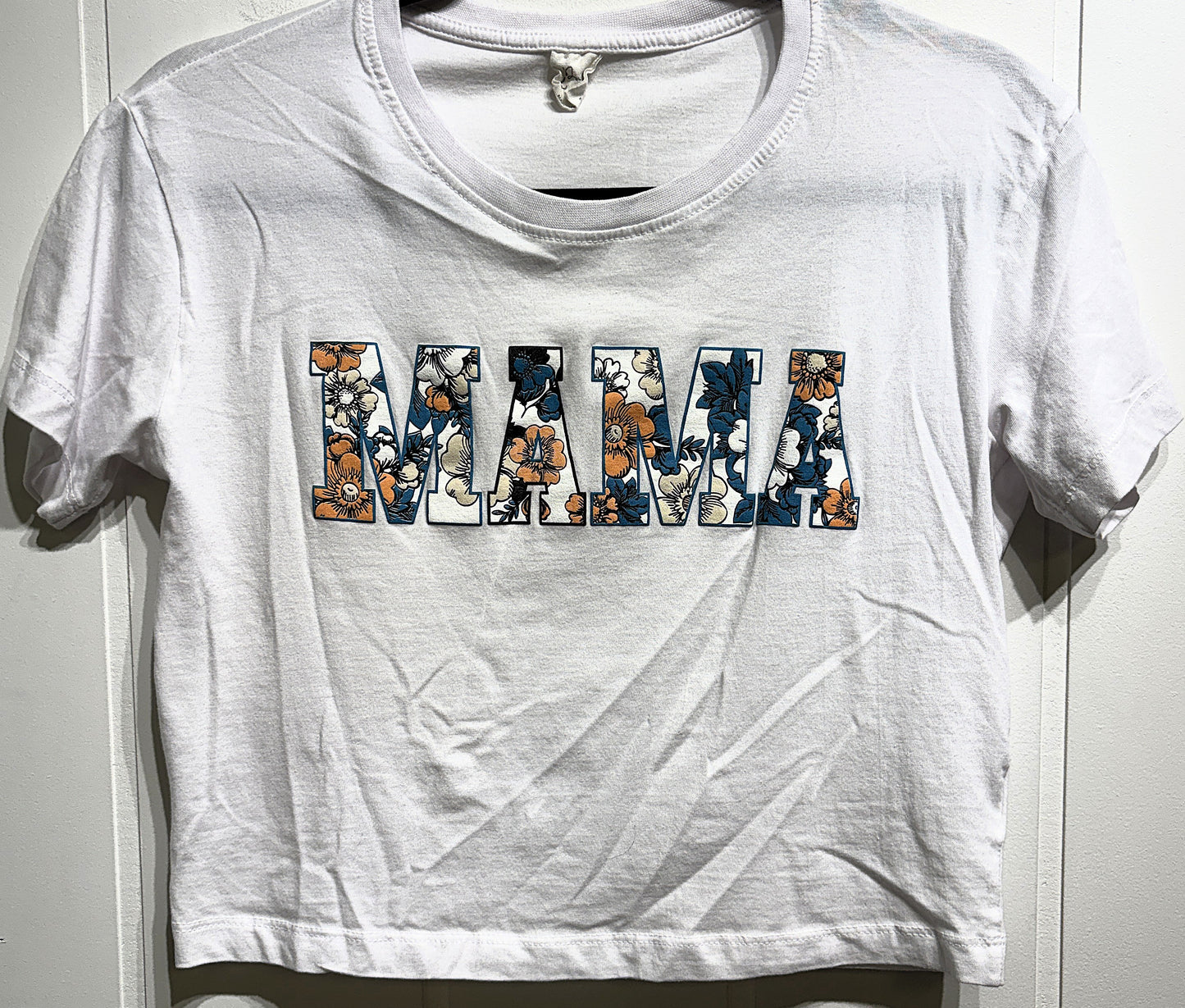 Day Break 'MAMA' Logo Crop Tee