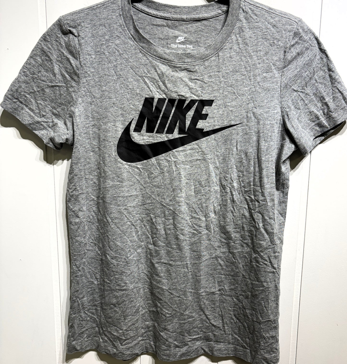 The Nike Tee Classic Logo T-Shirt