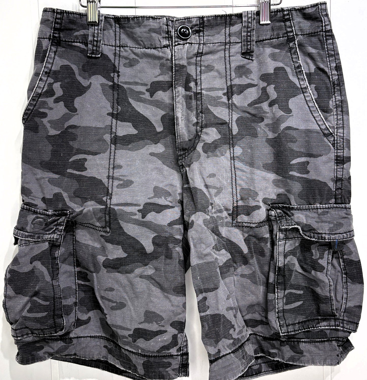 Aeropostale Camo. Utility Shorts