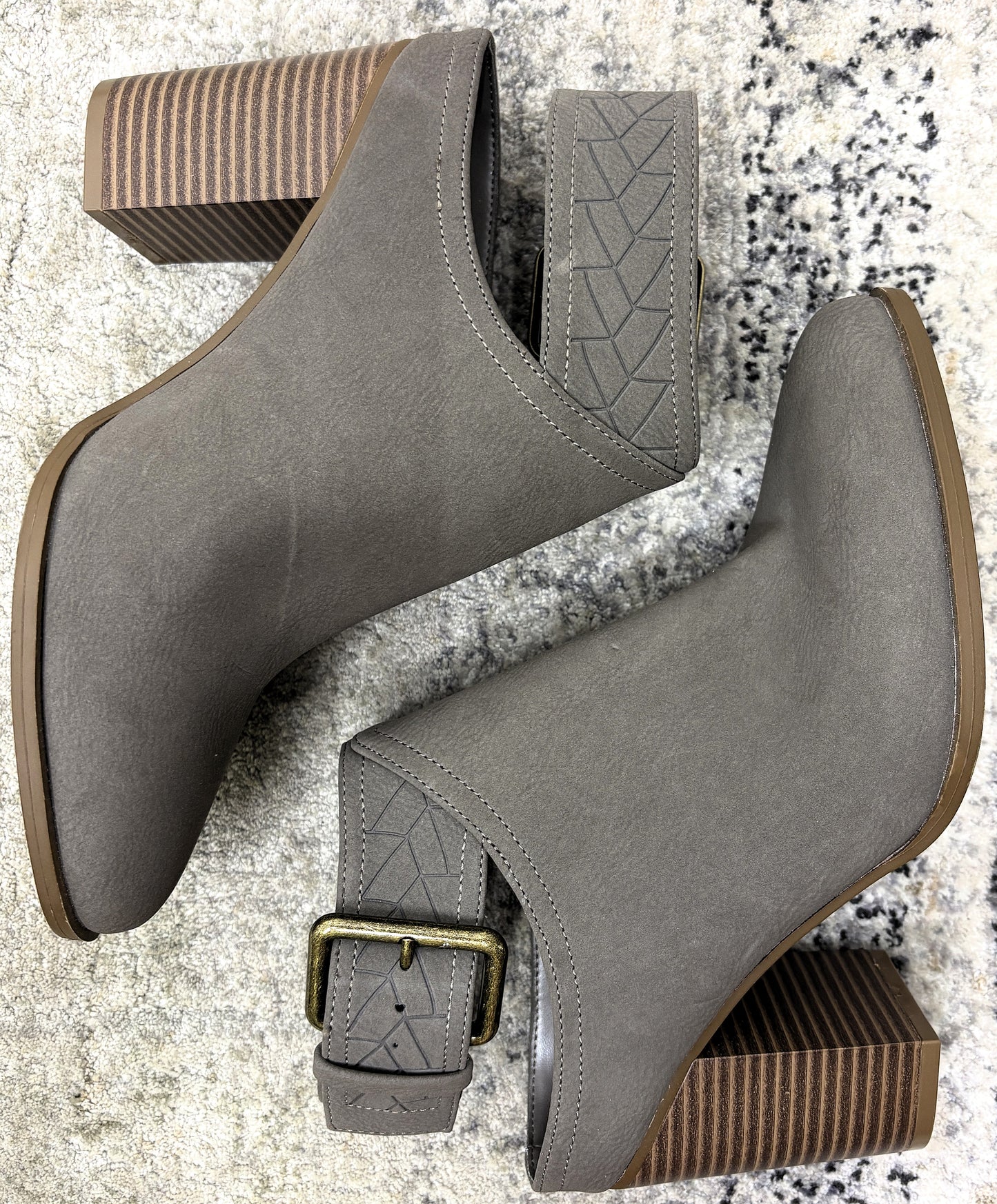 American Eagle Block Heel Booties