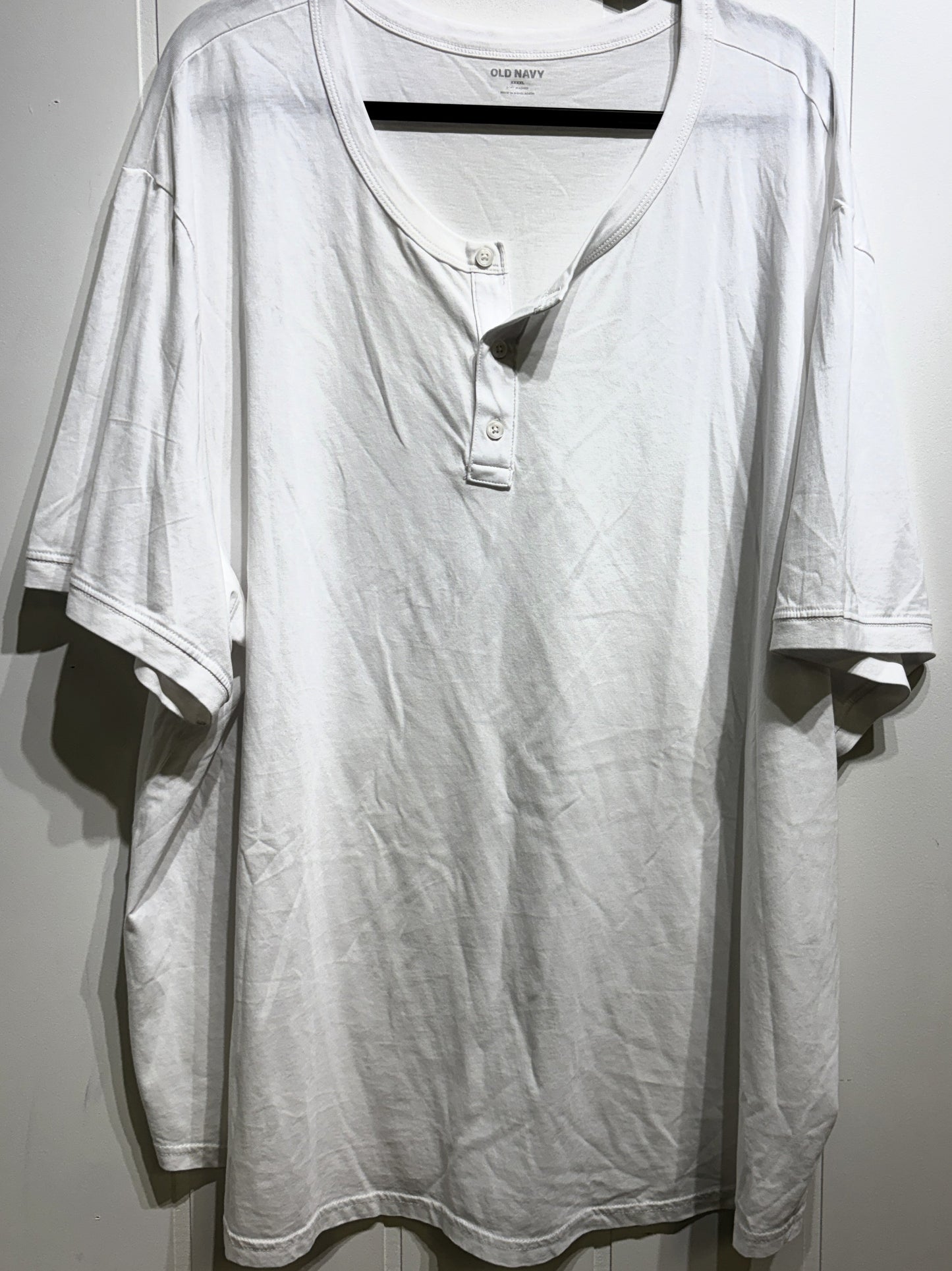 Men's Old Navy Henley Tee