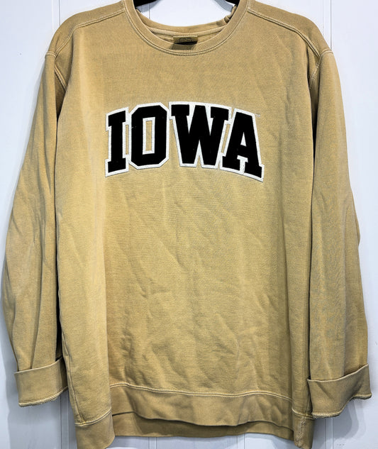 Comfort Colors IOWA Logo Crewneck