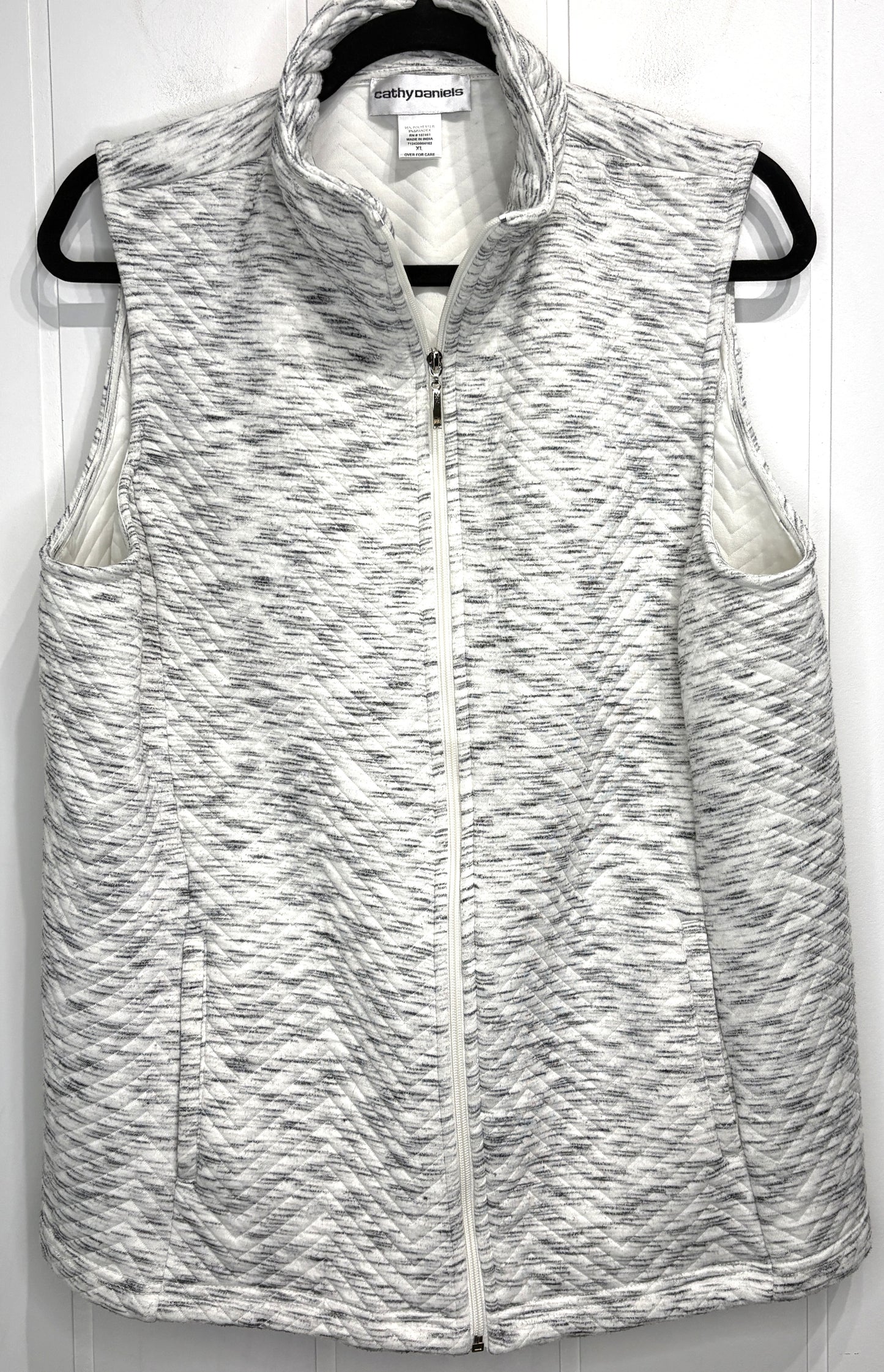 Cathy Daniels Quilted Full-zip Vest
