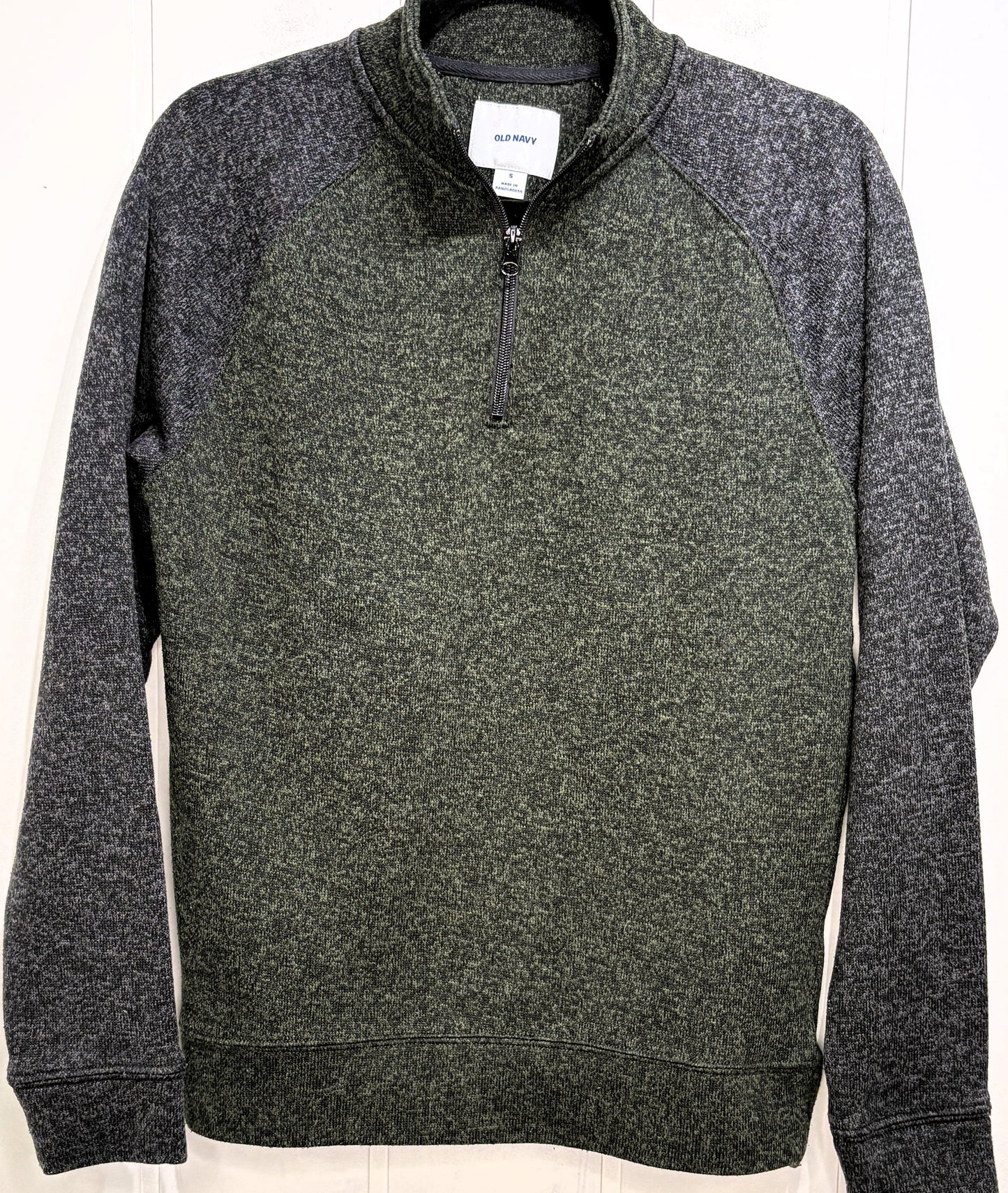 Old Navy 3/4 Zip Pullover Sweatshirt