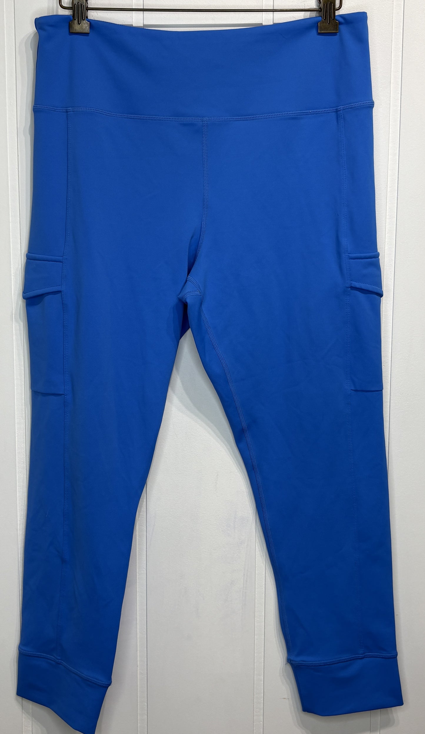 Zyia Active Cargo Leggings