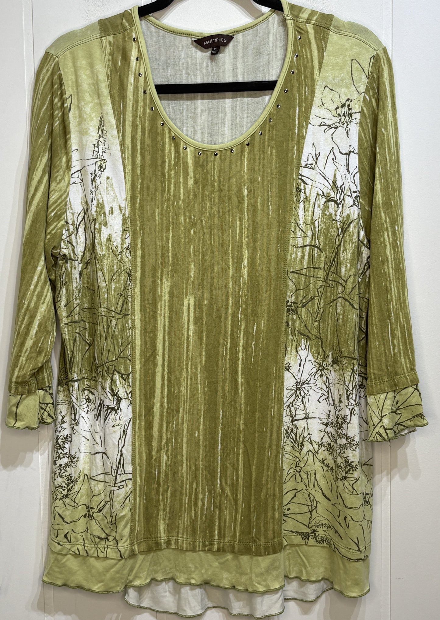 Multiples Floral Top w/Studded Neckline