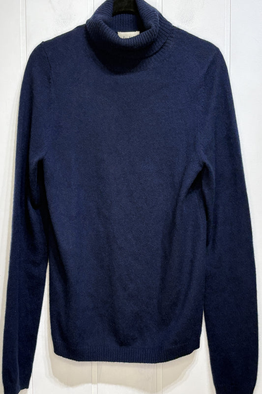 Neiman Marcus Cashmere Sweater