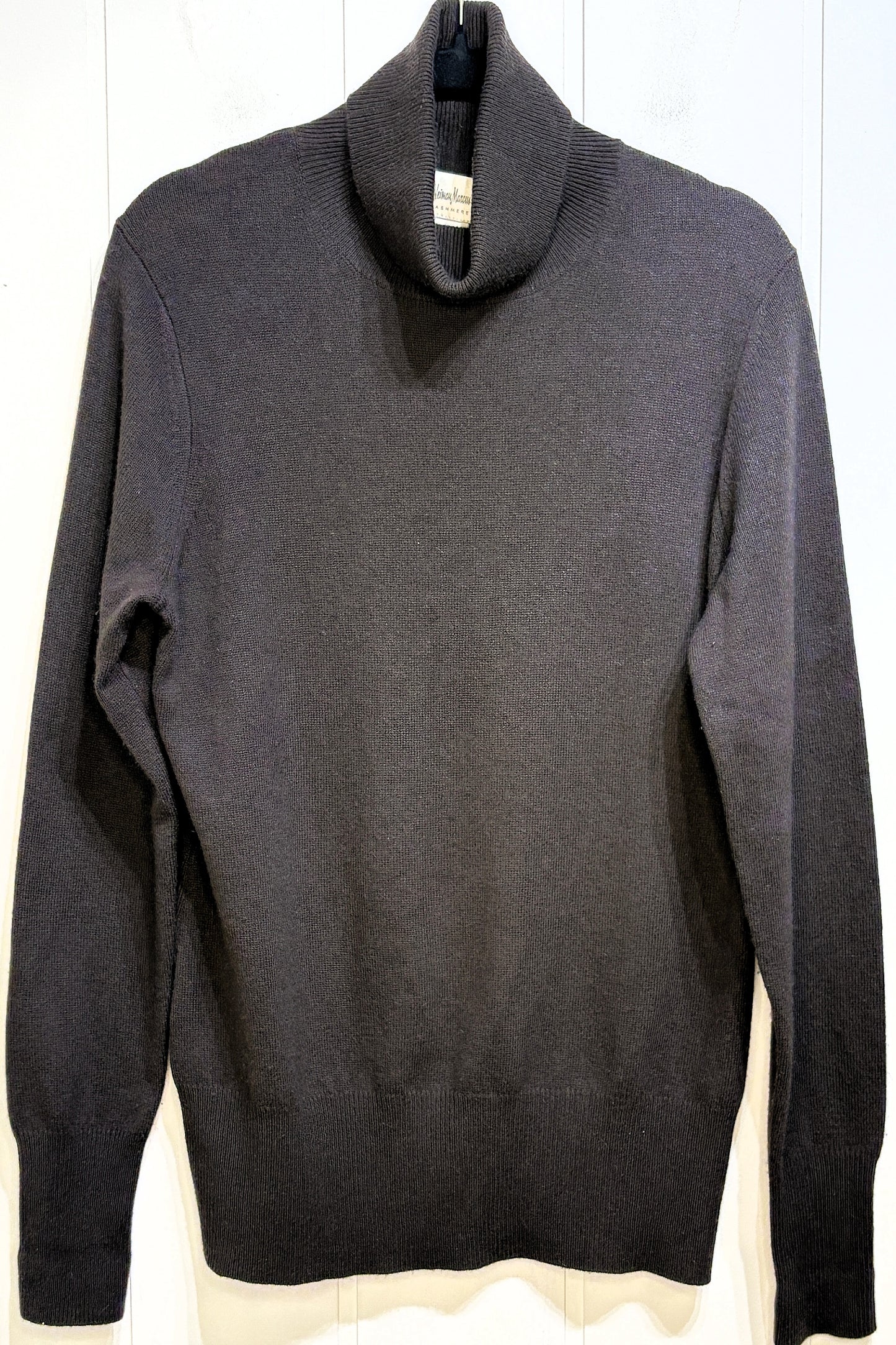 Neiman Marcus Cashmere Sweater