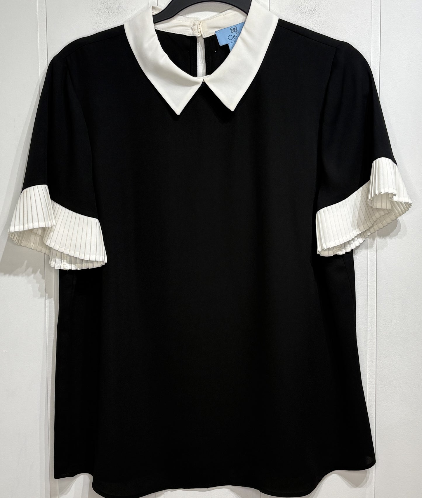 CeCe Pleated Sleeve Collar Blouse