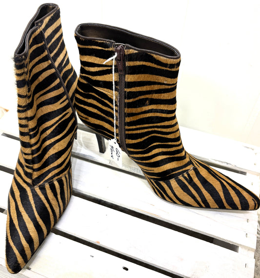 Antonio Melani Zebra Print Booties
