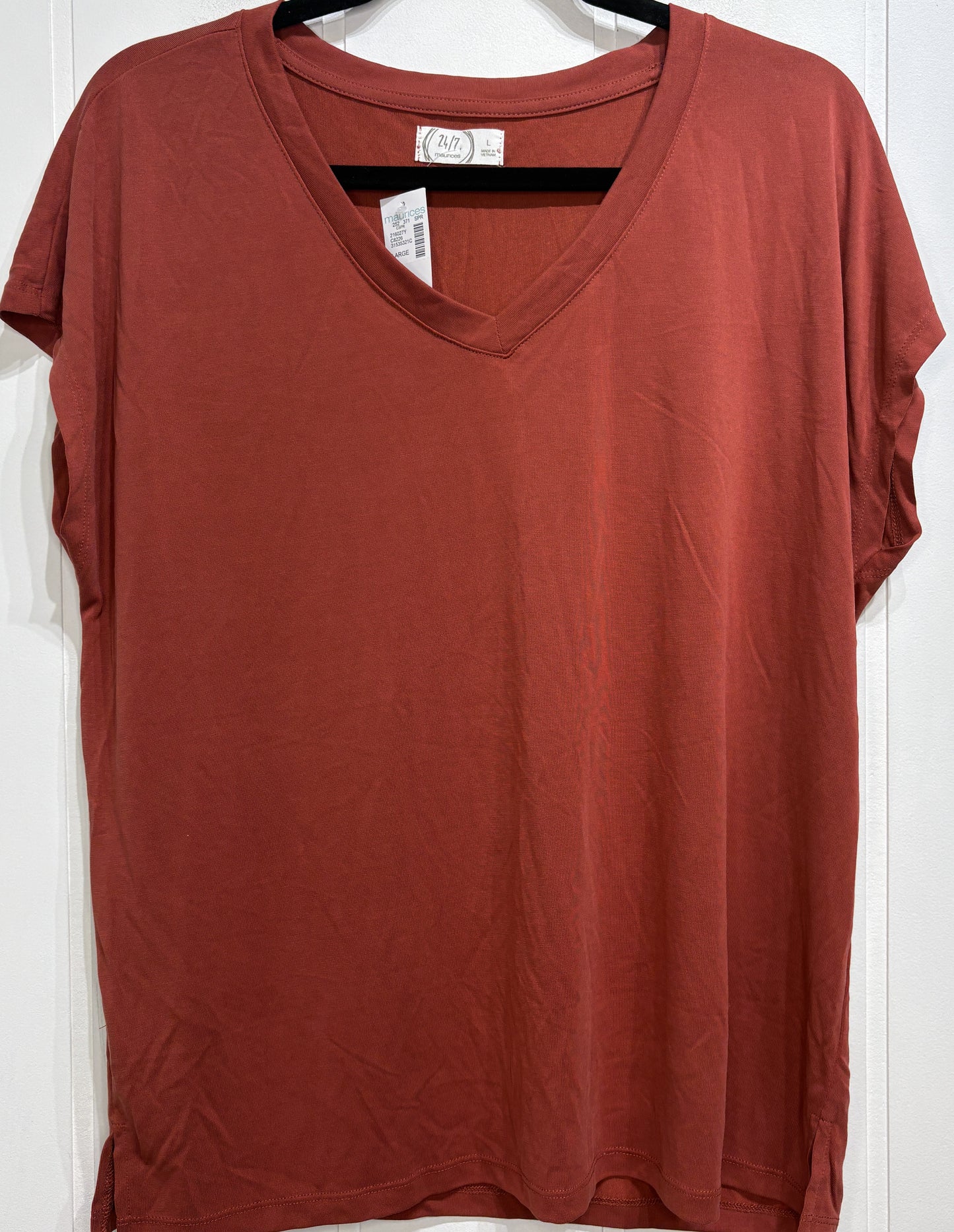 24/7 Maurices V-Neck T-Shirt