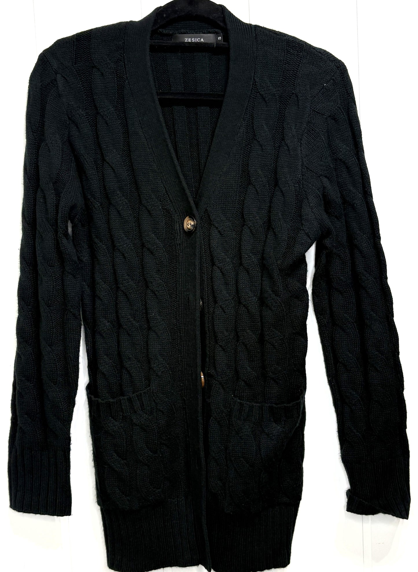 Zesica Cable-knit Cardigan Sweater