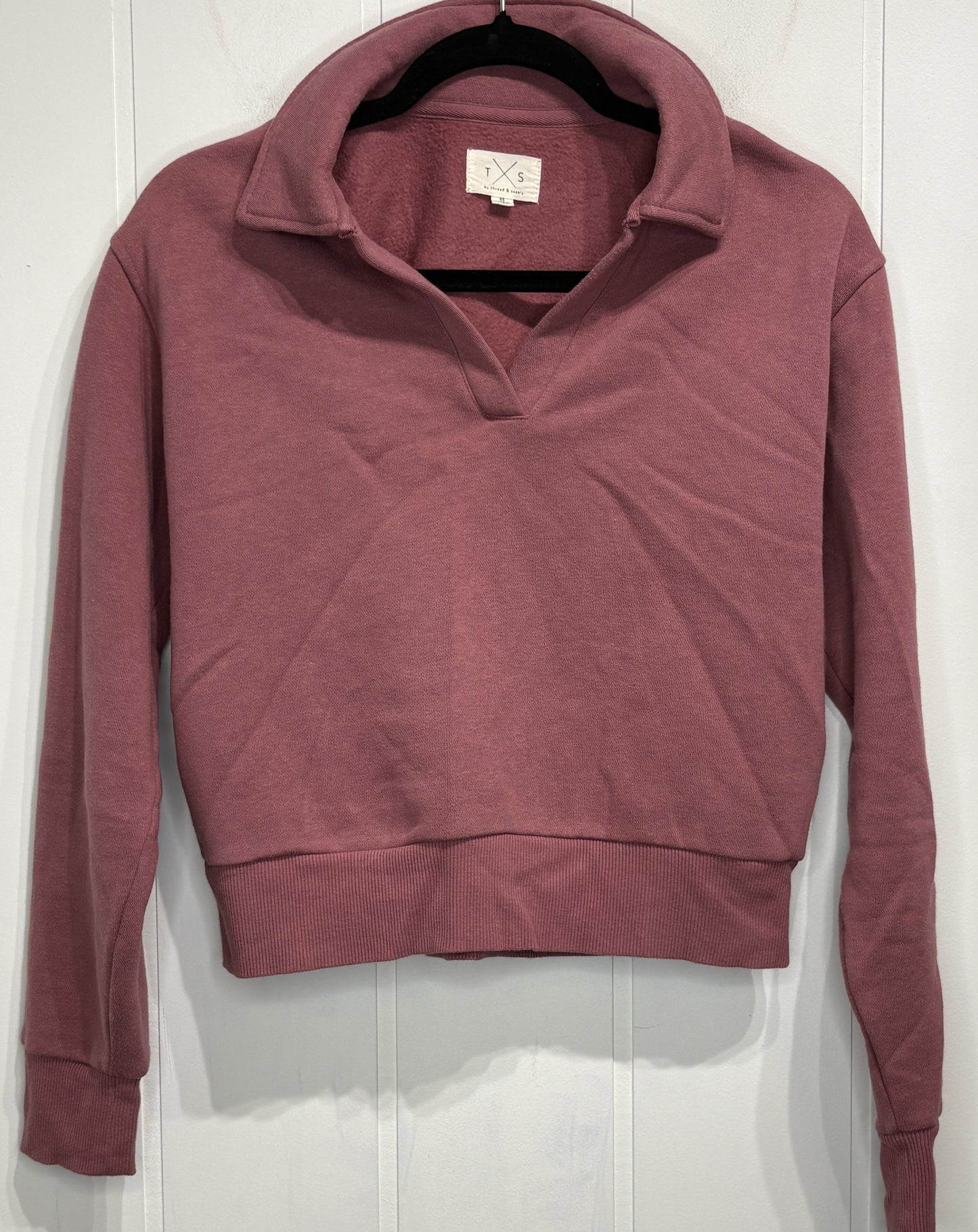 T & S Cropped Collar Sweater