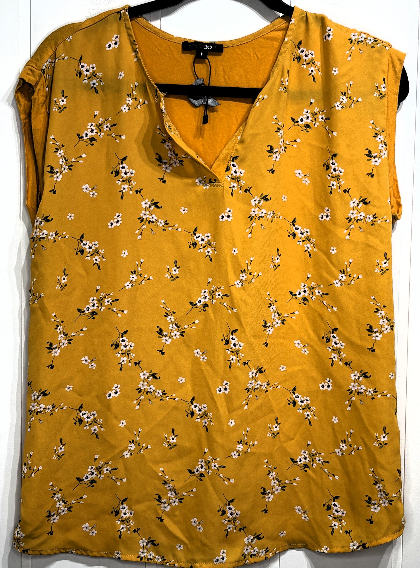 Papermoon V-Neck Floral Blouse
