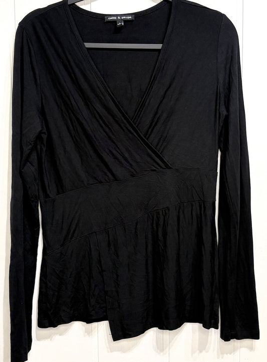Cable & Gauge Wrap-style Top