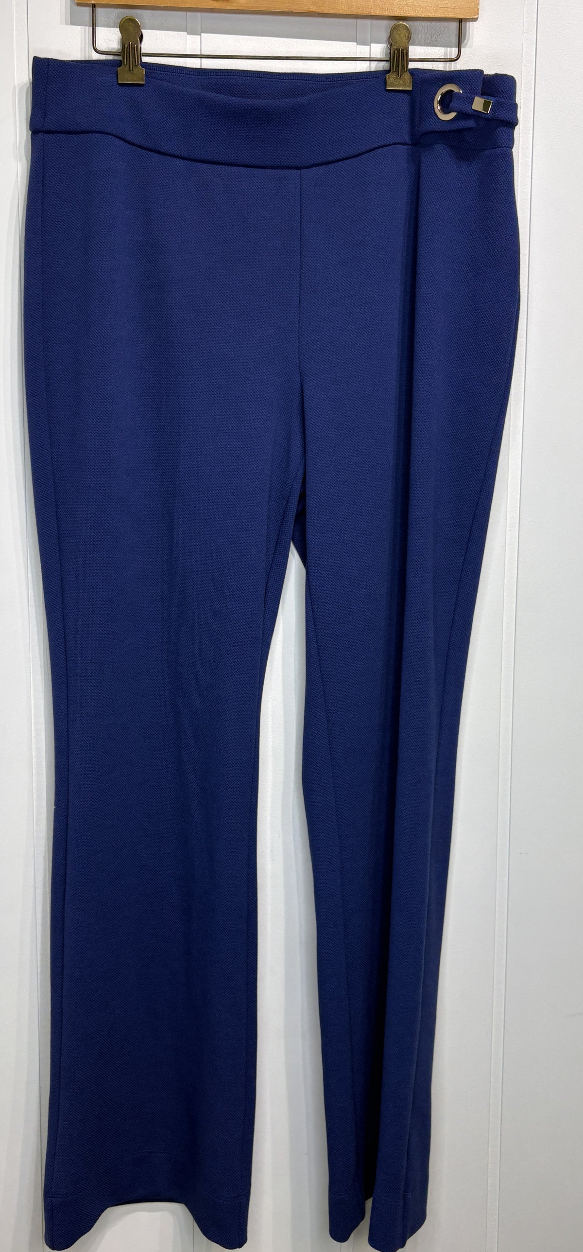 Chico's Wide Leg Pants w/Belt Detail