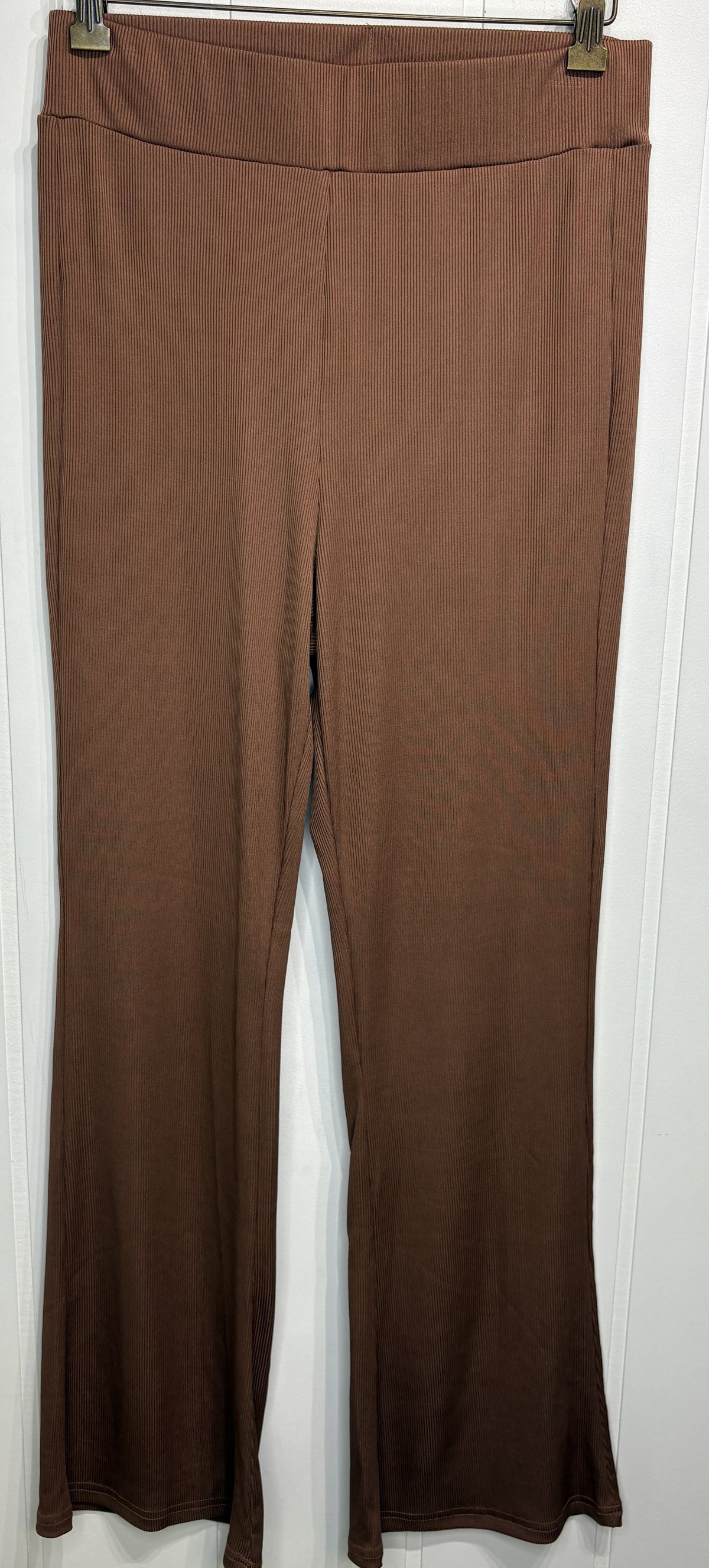 Ribbed Flare Pull-on Pants