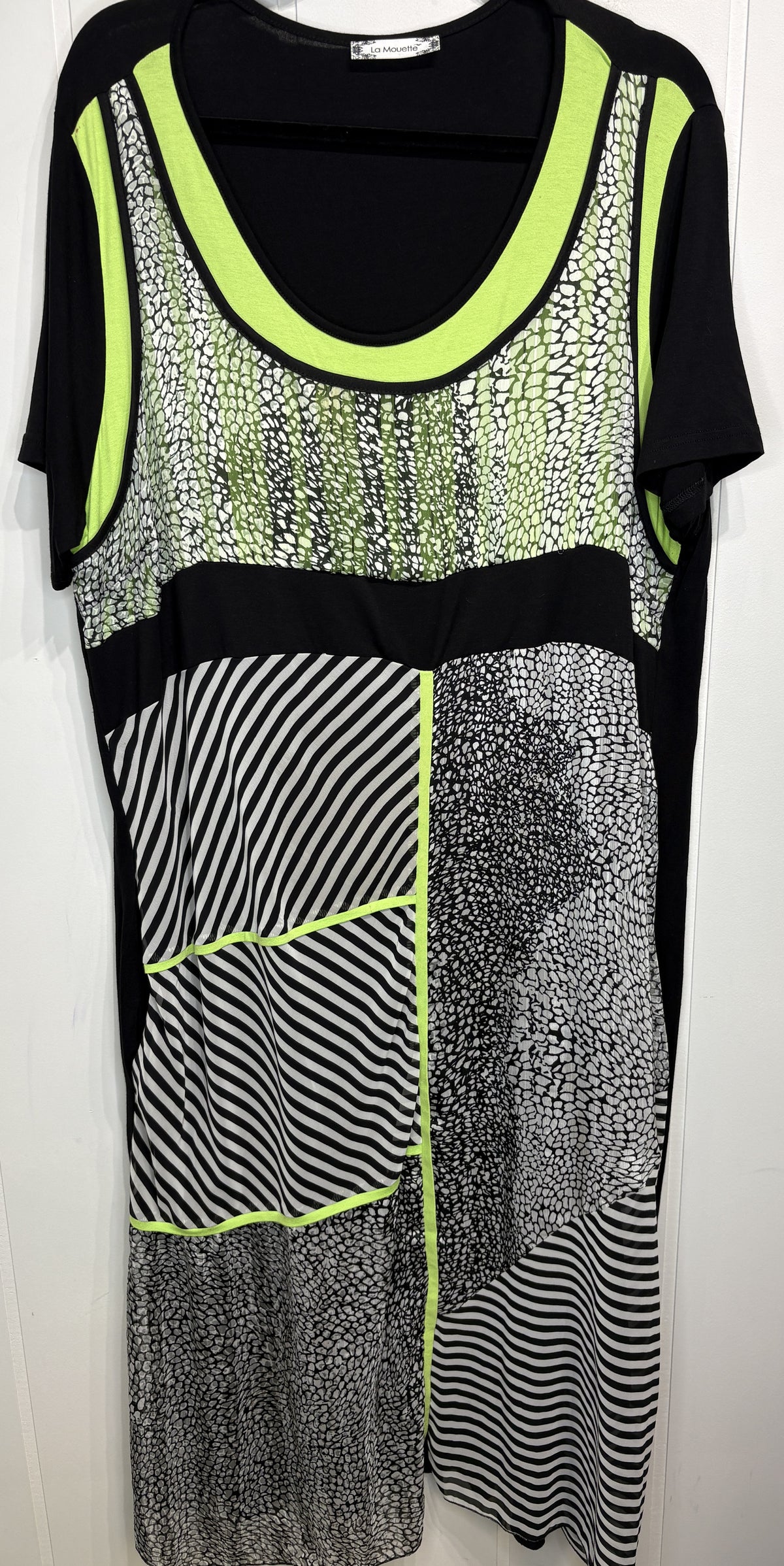 LaMouette Abstract Vintage Dress