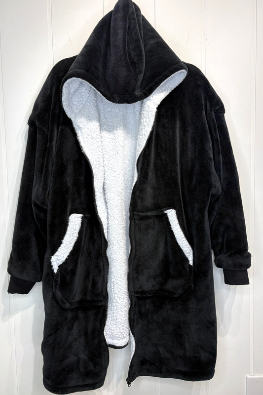 Sherpa Zip-up Blanket