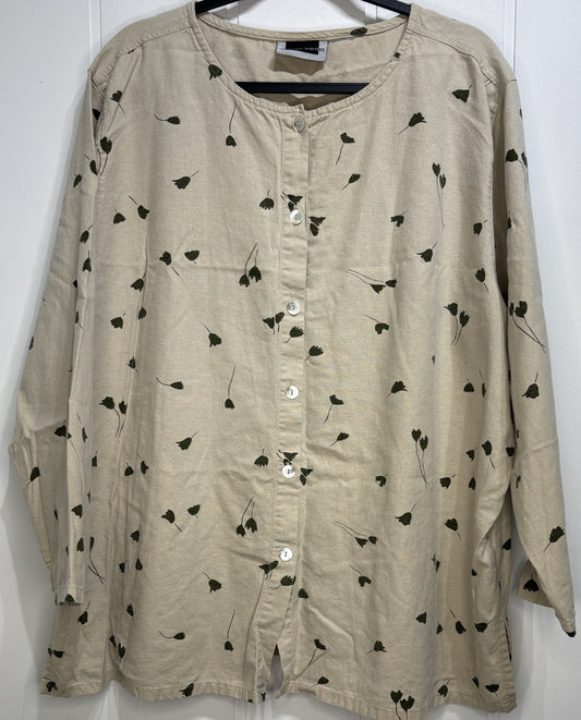 Maggie Barnes Tulip Button Top