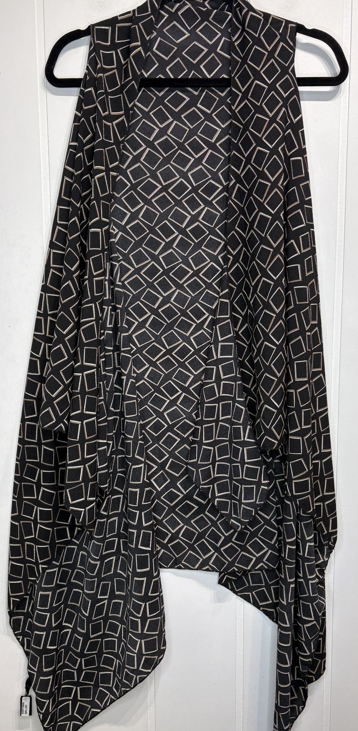 Sleeveless Kimono w/Square Print