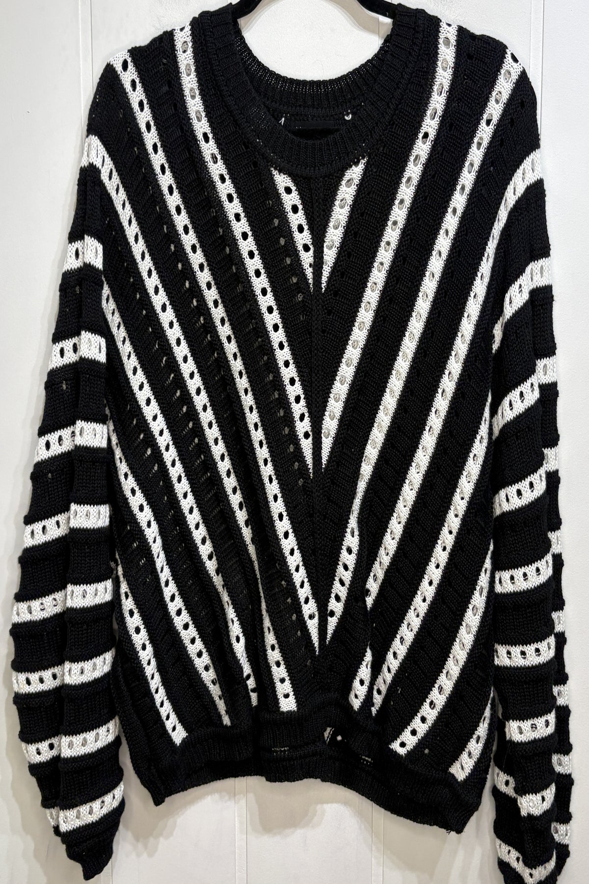 Blu Pepper V-Stripe Crochet Sweater