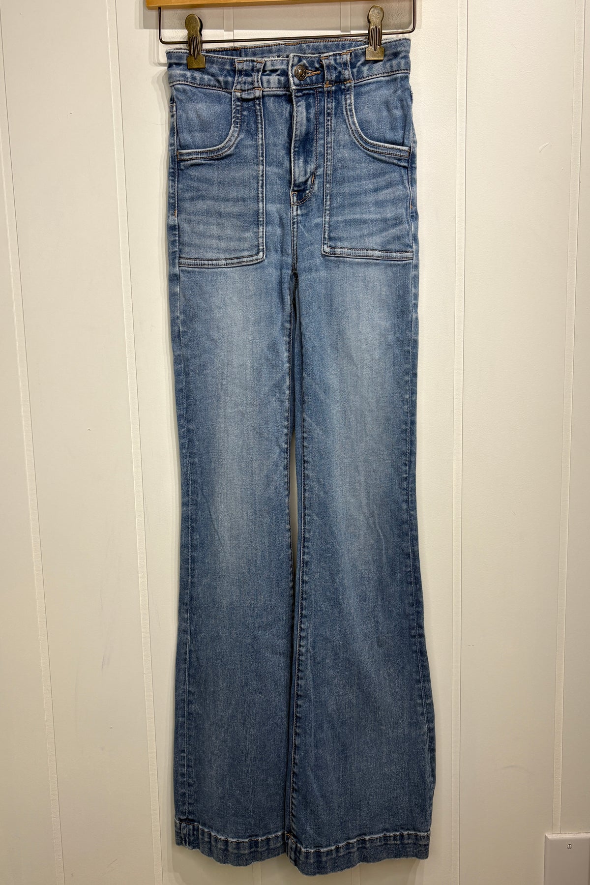 American Eagle Bell-Bottom Jeans