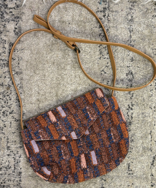 Universal Thread Geo Print Crossbody